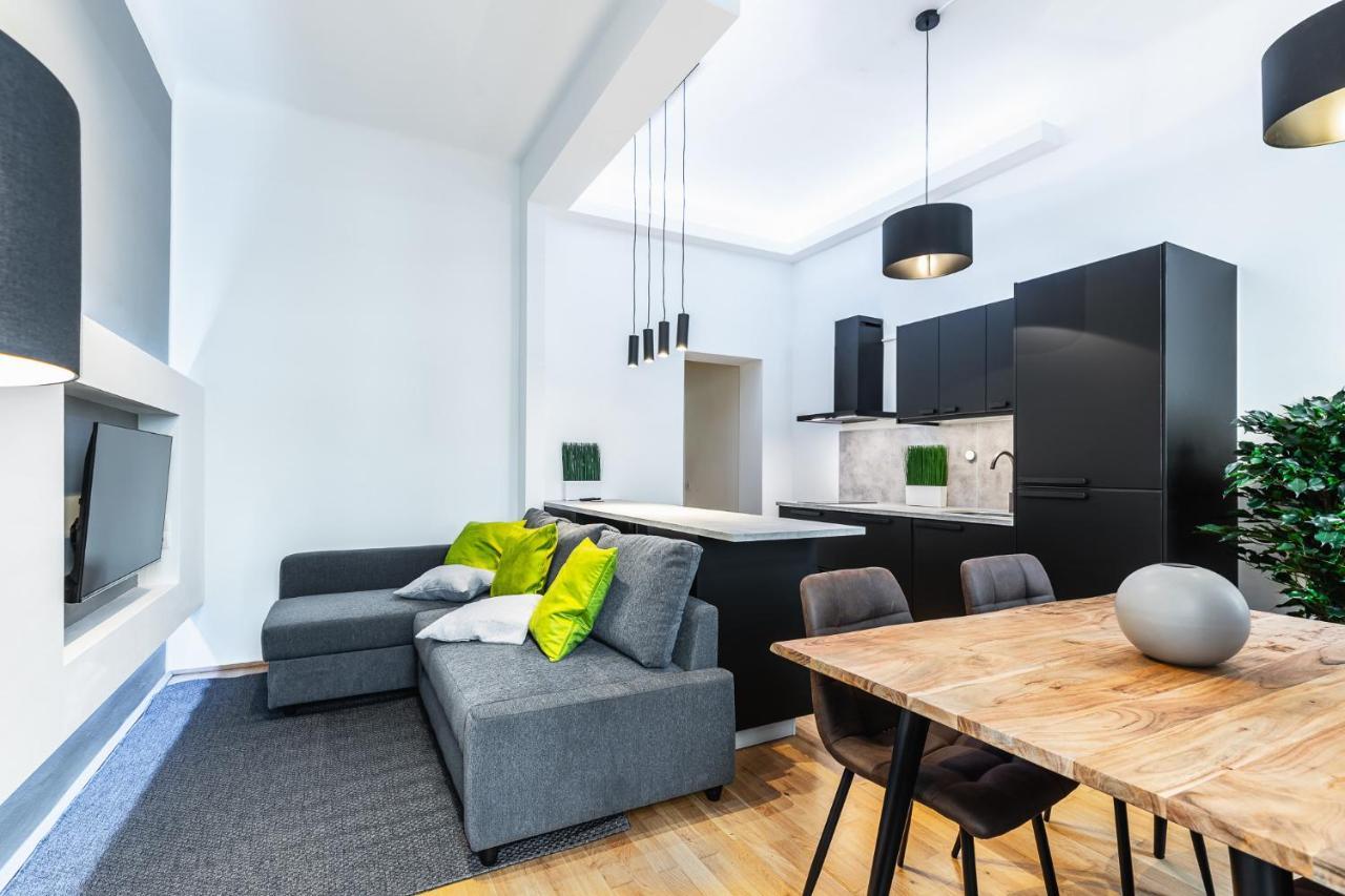 Apartamento Stylish Designed In A Location